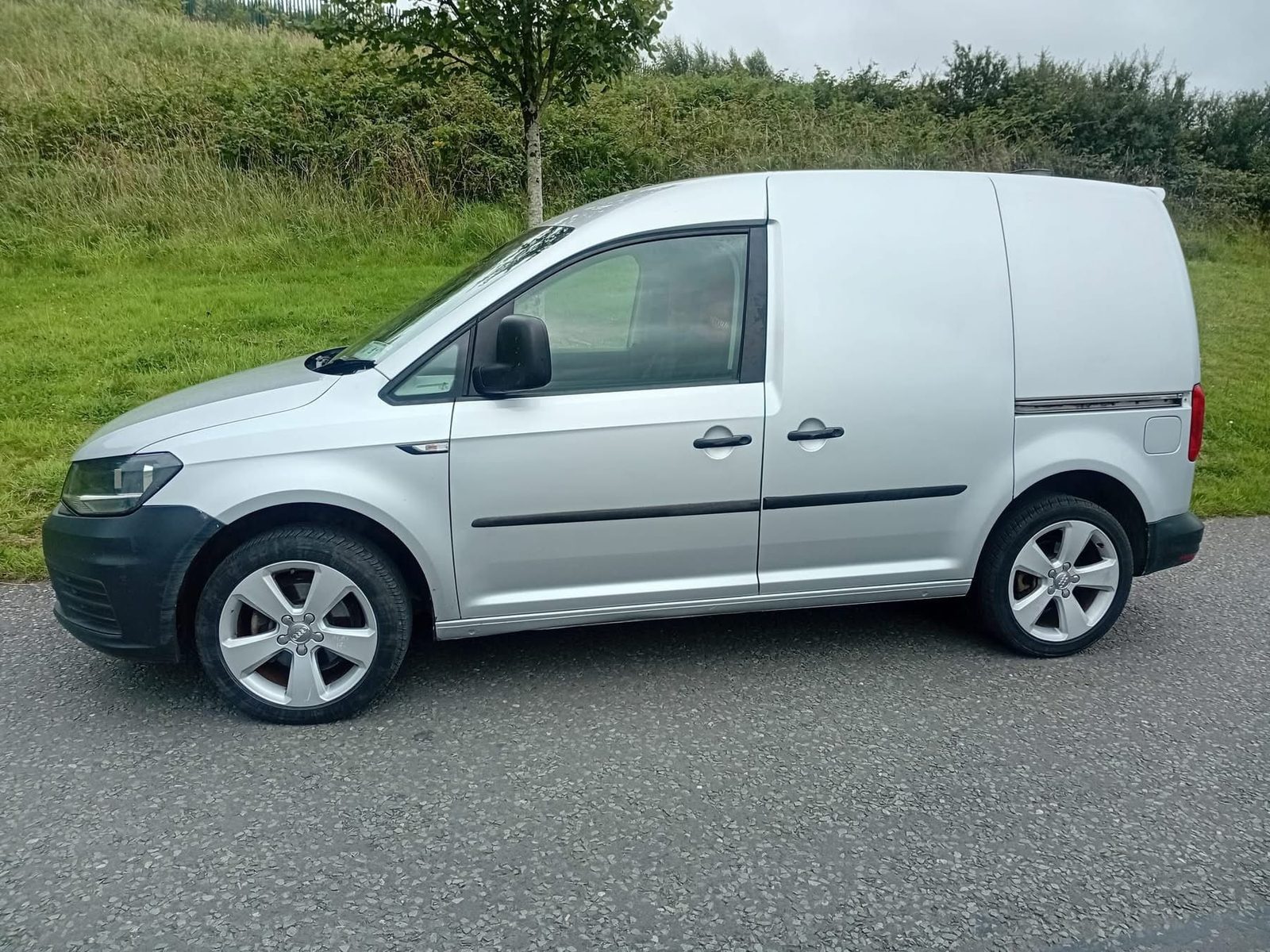 2017 Volkswagen Caddy 2