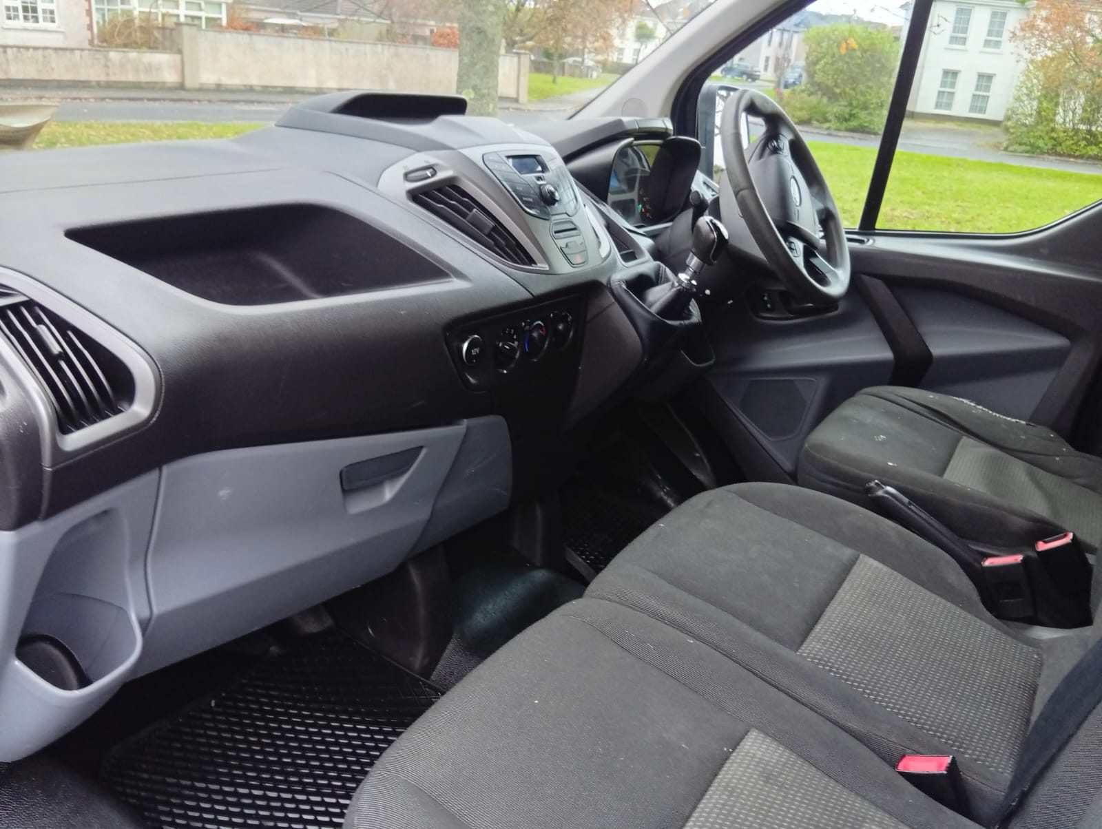 2016 Ford Transit Custom 10