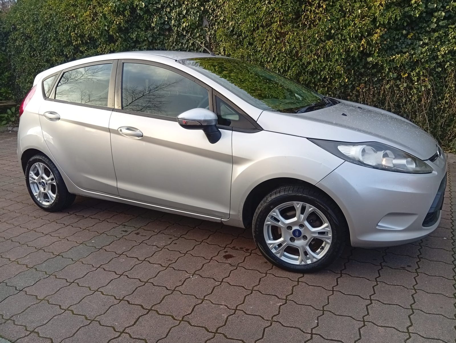 2012 Ford Fiesta 3