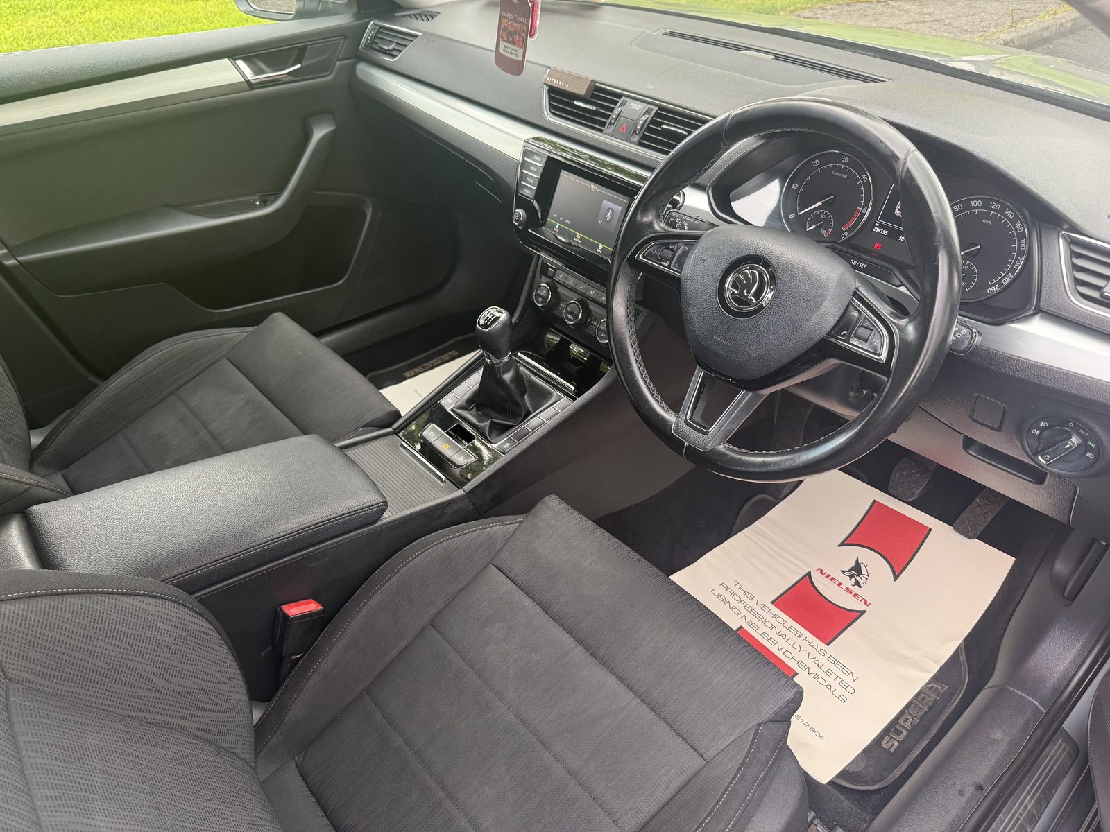 2016 Skoda Superb 11