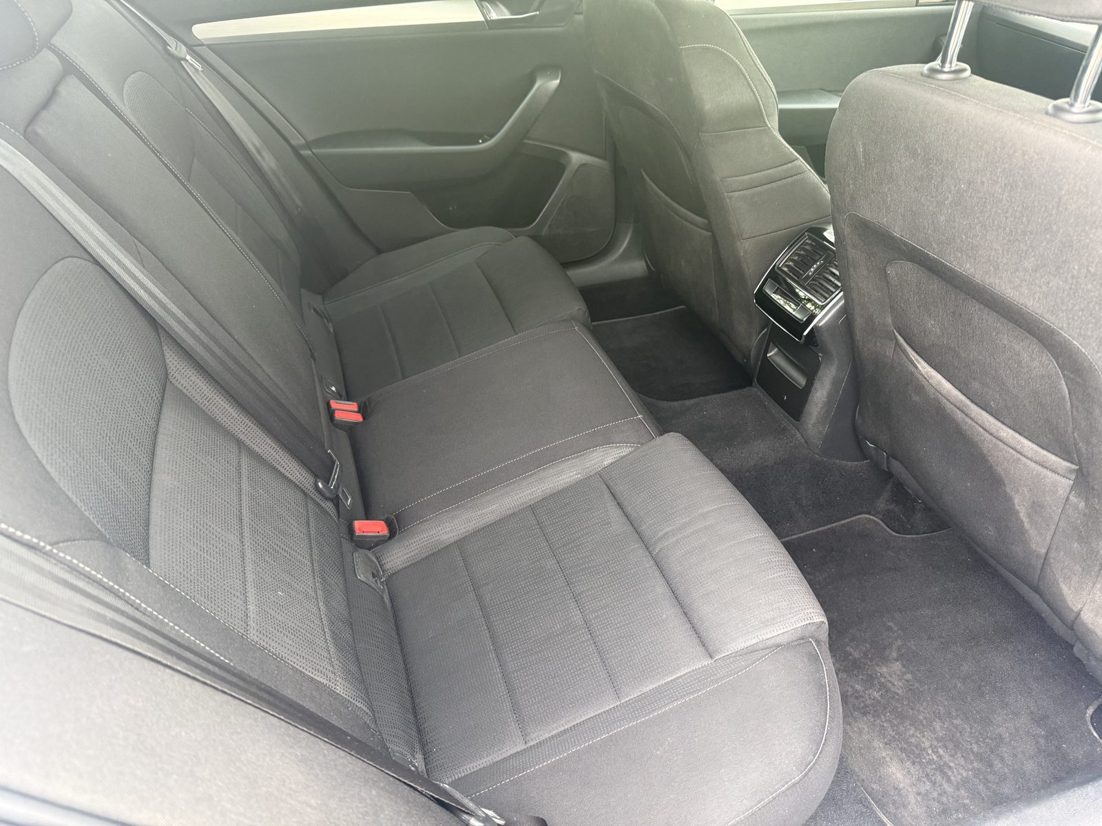 2016 Skoda Superb 10